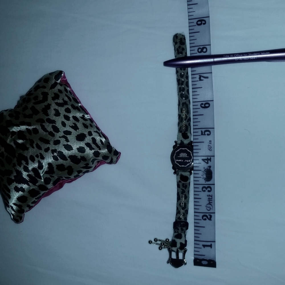 💝Betsey Johnson Tassel Watch w/ Leopard Print Band - Picture 11 of 11